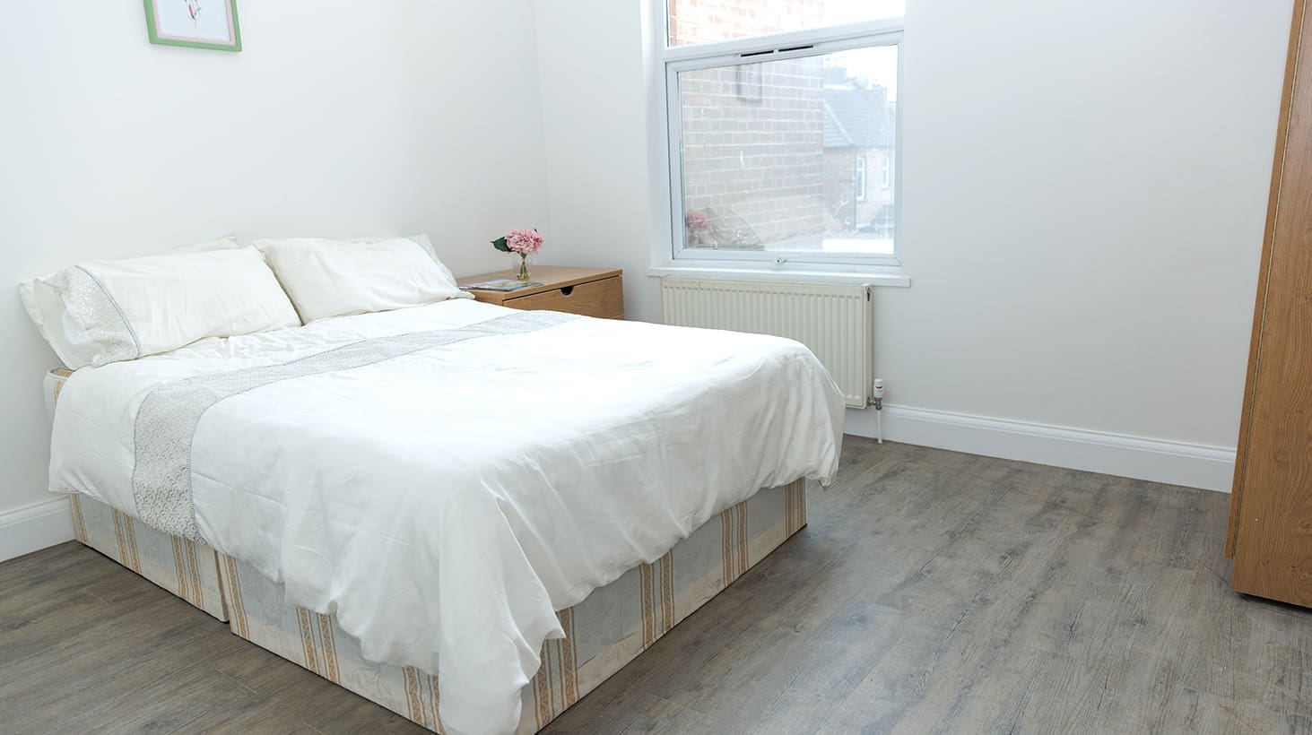 Autus Court Bedroom